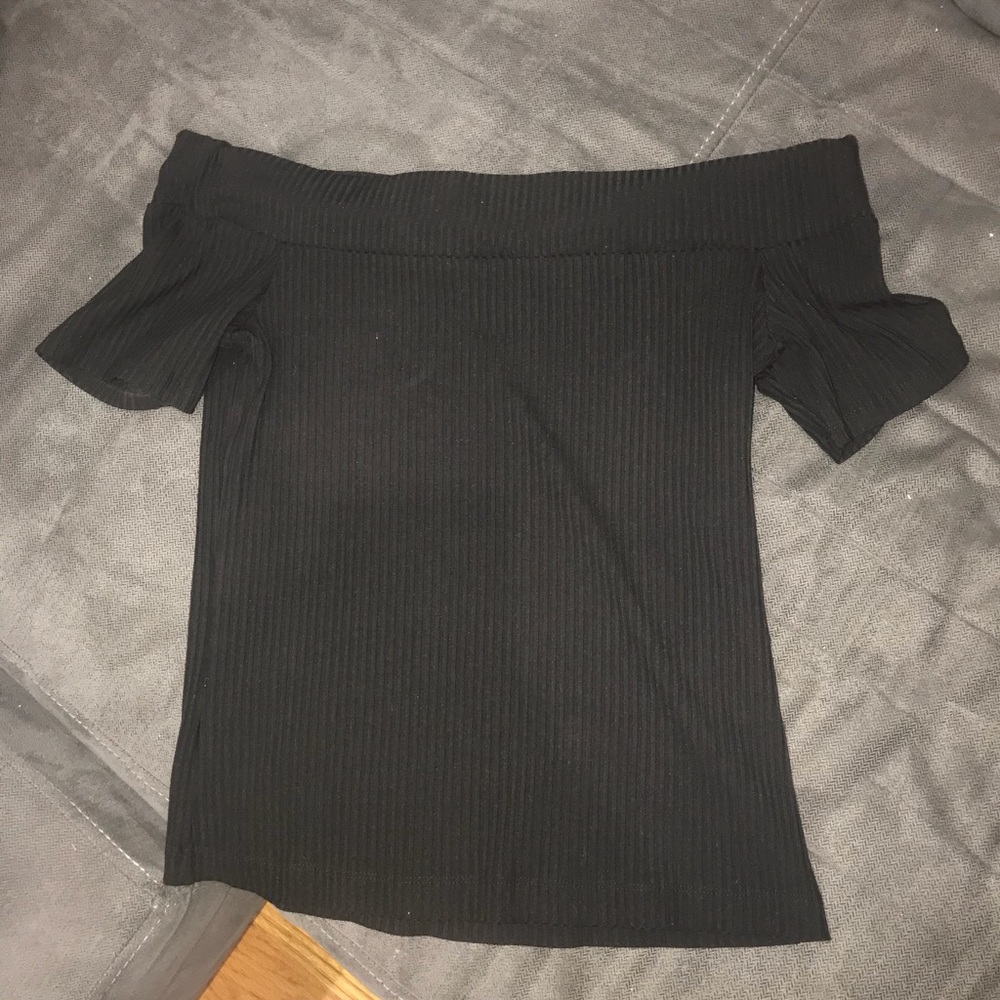 New *without* tags Atitzia off the shoulder