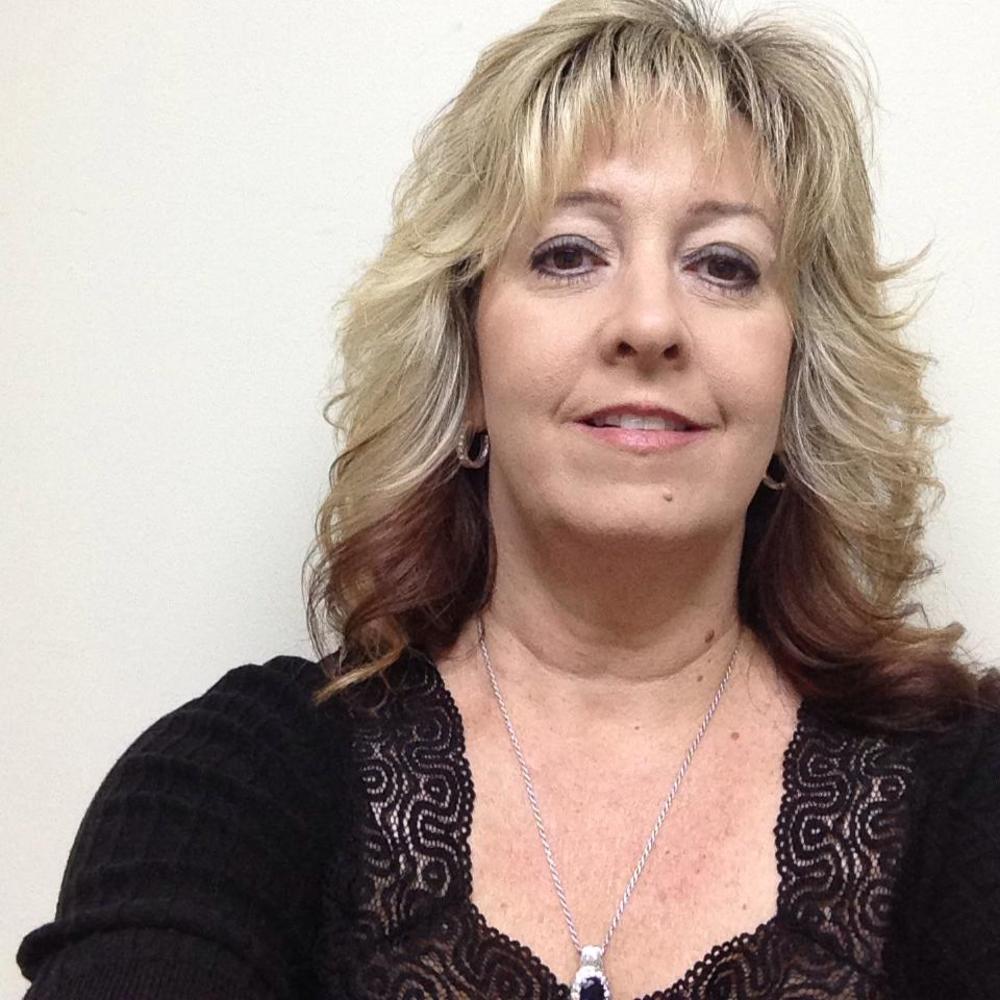 Meet your Posher, Becky