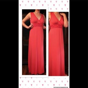 🥂🎉Host Pick🎉🥂Stunning Simply Elegant Dress