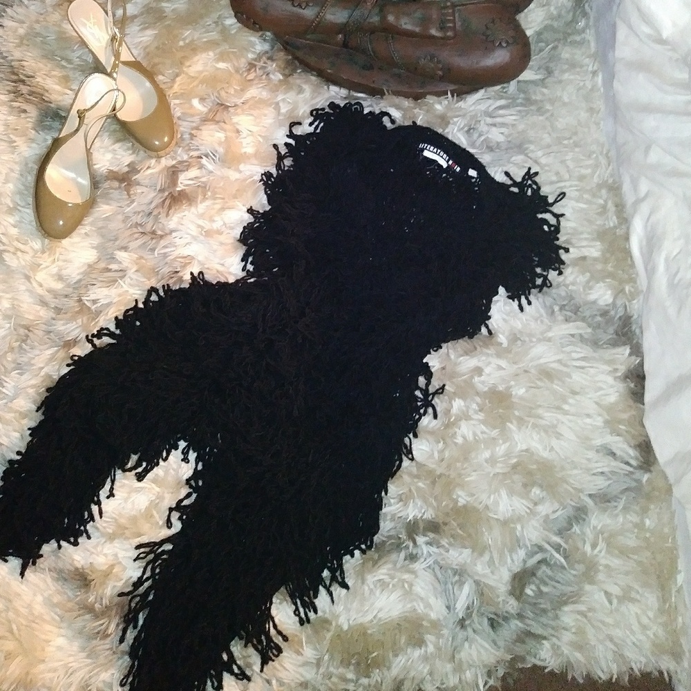 Literature Noir Fringe Vest