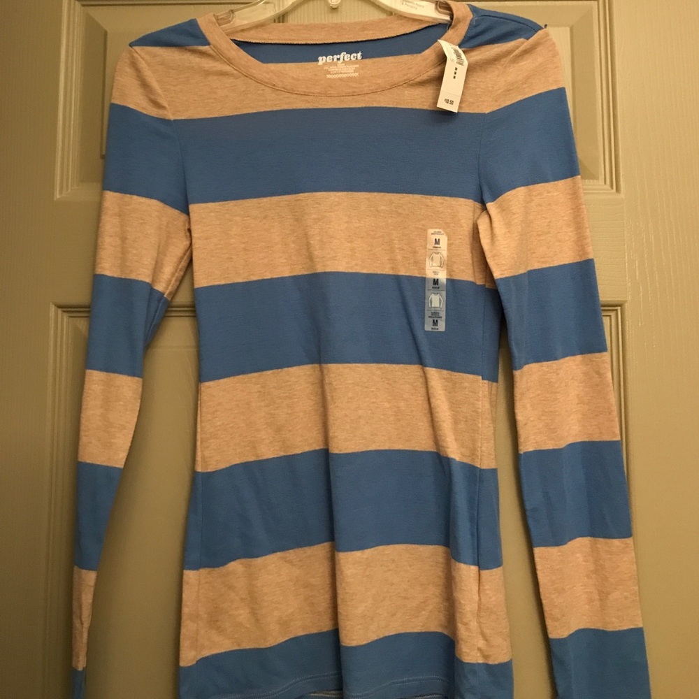 Old Navy stripped long sleeve shirt