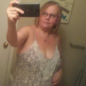 Meet your Posher, Debbie