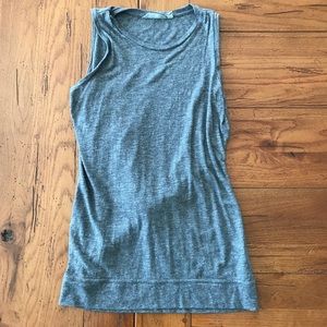 Athleta top