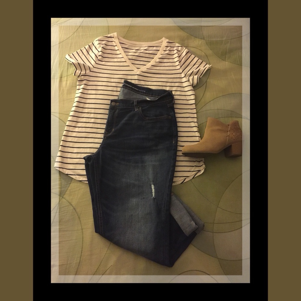 Old Navy boyfriend skinny crop jeans