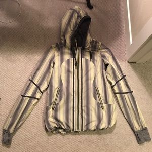 Water resistant jacket