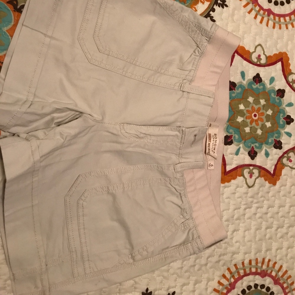 Sonoma shorts size 6