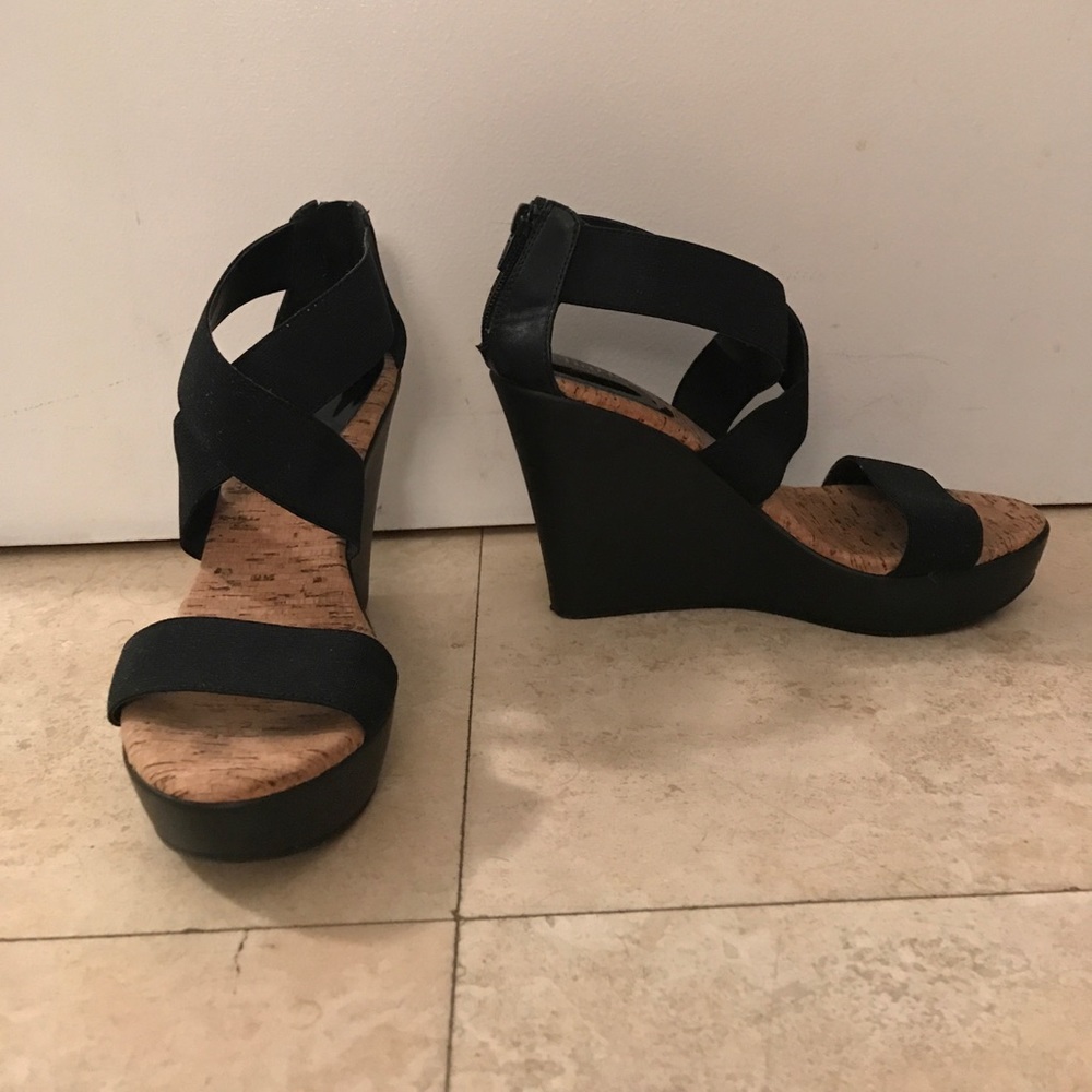 Charles by Charles David Black wedge sandal