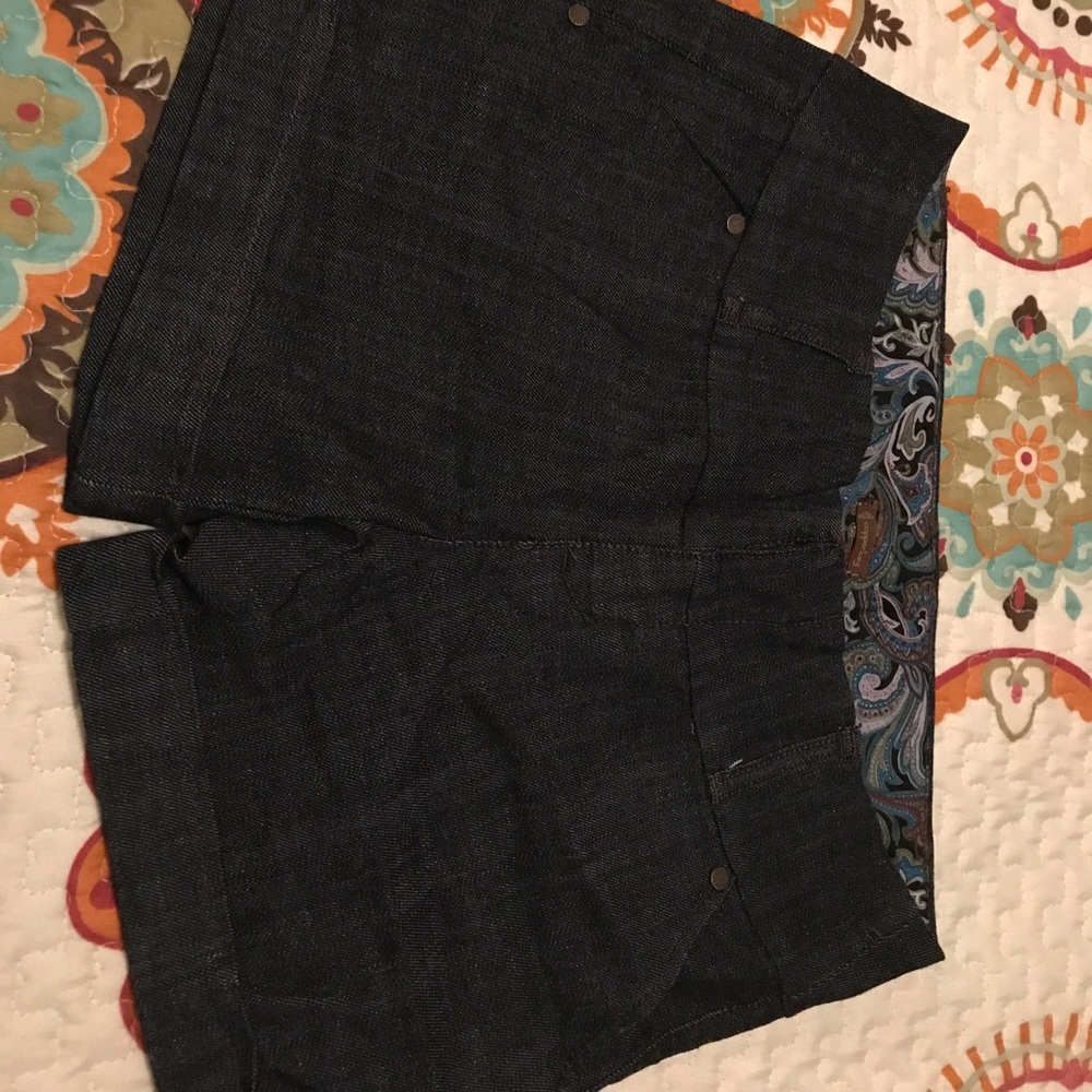 Copper key shorts size 6