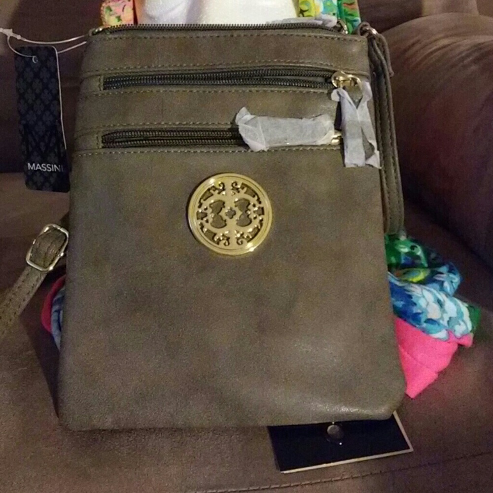 Cross body purse