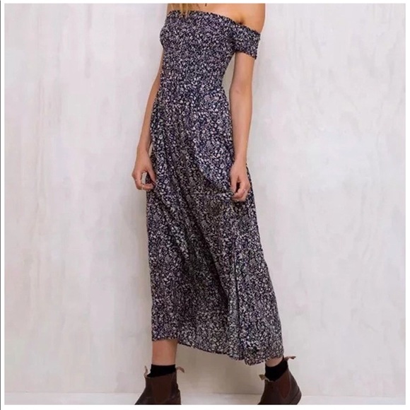 Boho Off Shoulder Maxi Side Slit Dress - Picture 4 of 8