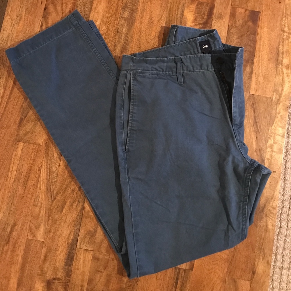 Men’s gap chinos