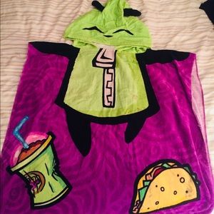 Gir poncho towel