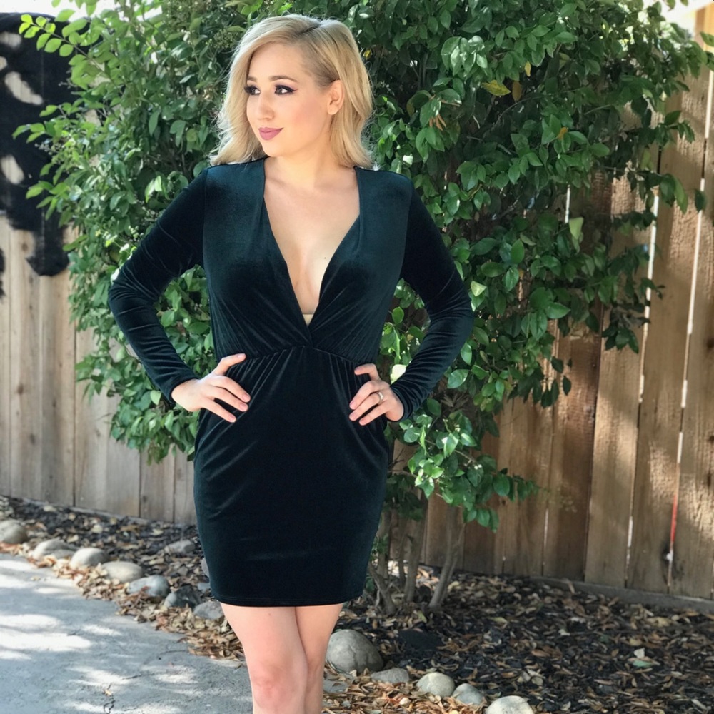 ‘Aspen’ Velvet Dress