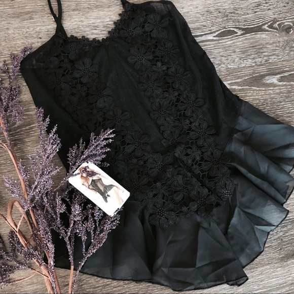 Flirty Floral Babydoll Set l Plus Too - Picture 3 of 4