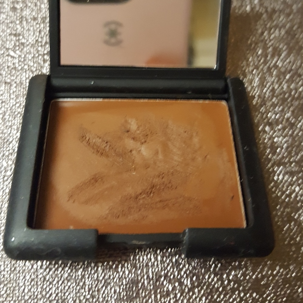 NARS eyeshadow😄 - Picture 3 of 3
