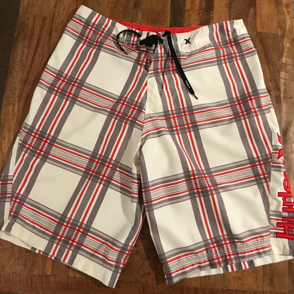 Men’s board shorts