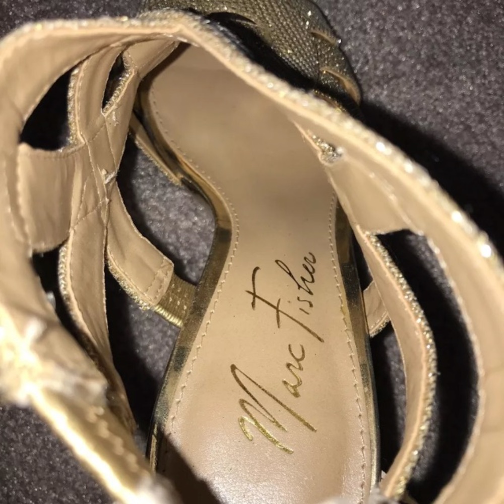 Marc Fisher Gold Heels - Picture 7 of 7