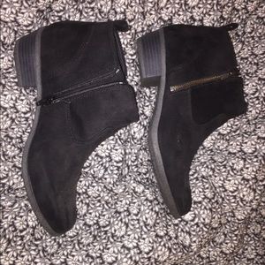 NWOT!! Black booties!