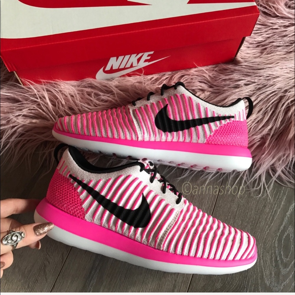 NWT Nike Roshe Flyknit pink π¦π - Picture 3 of 7