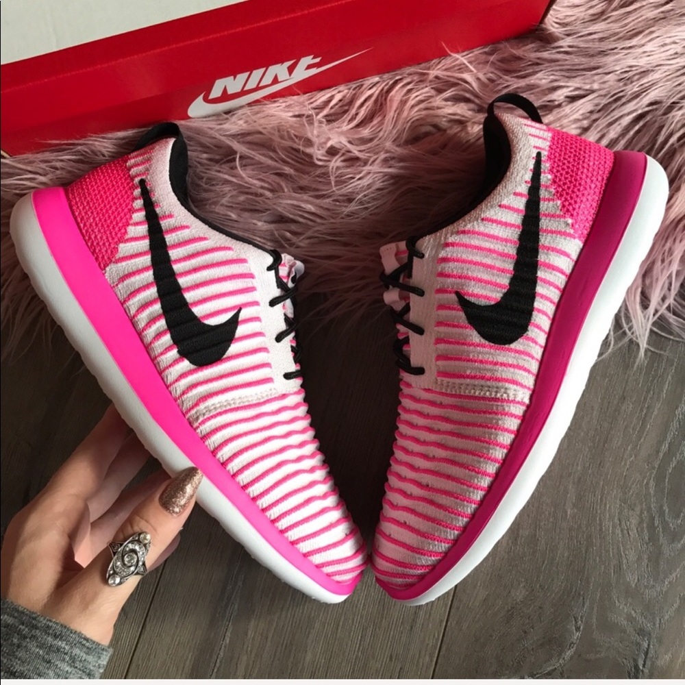 NWT Nike Roshe Flyknit pink π¦π - Picture 7 of 7