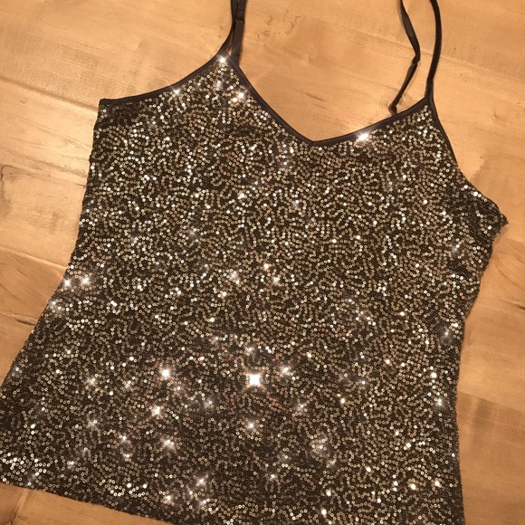 E X P R E S S   CAMI - Picture 1 of 2