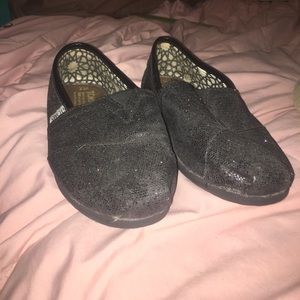 Black sparkly Toms