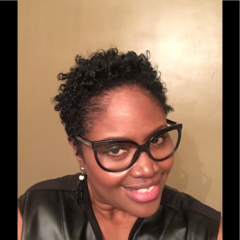 Meet your Posher, Angela Posh Ambassador