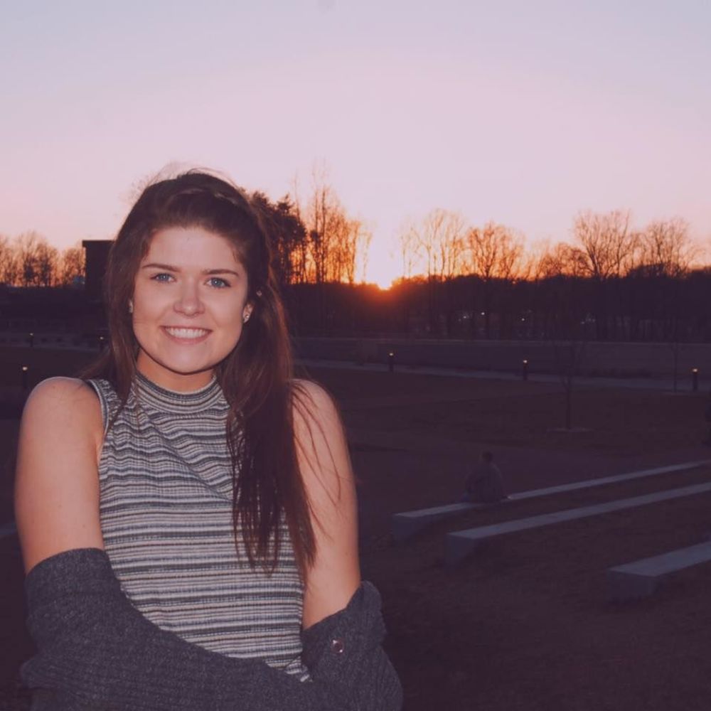 Meet your Posher, Abigail