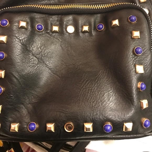 F21 mini studded backpack - Picture 4 of 4