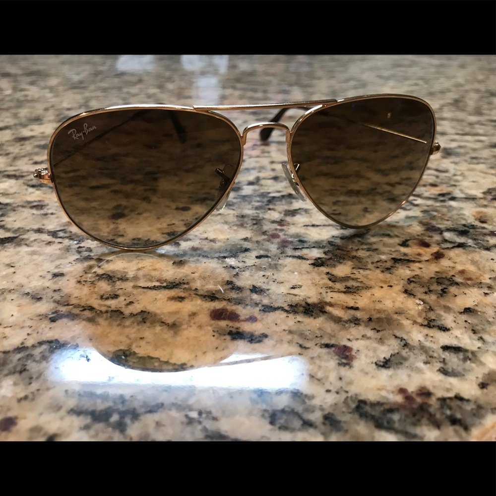 Gorgeous Ray Ban  aviators