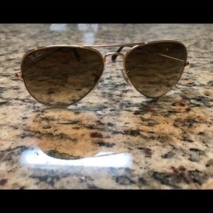 Gorgeous Ray Ban  aviators