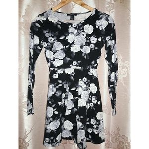 Black long sleeve dress