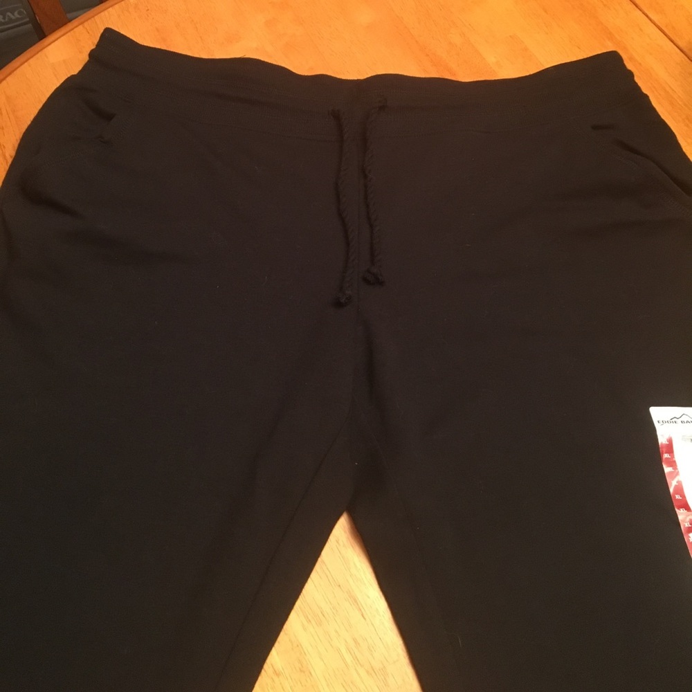 Eddie Bauer Cropped Knit Pant