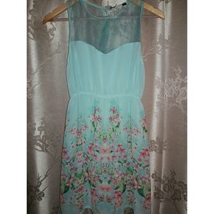 Mid turquoise dress