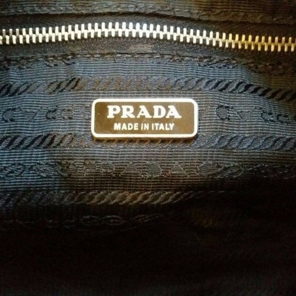 SOLD! PRADA Handbag Auth Semitracolla Bag - Picture 8 of 8