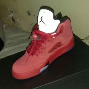 Jordan Retro 5 Red