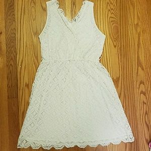 White lace dress