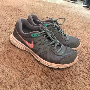 Nike revolution 2 running shoes