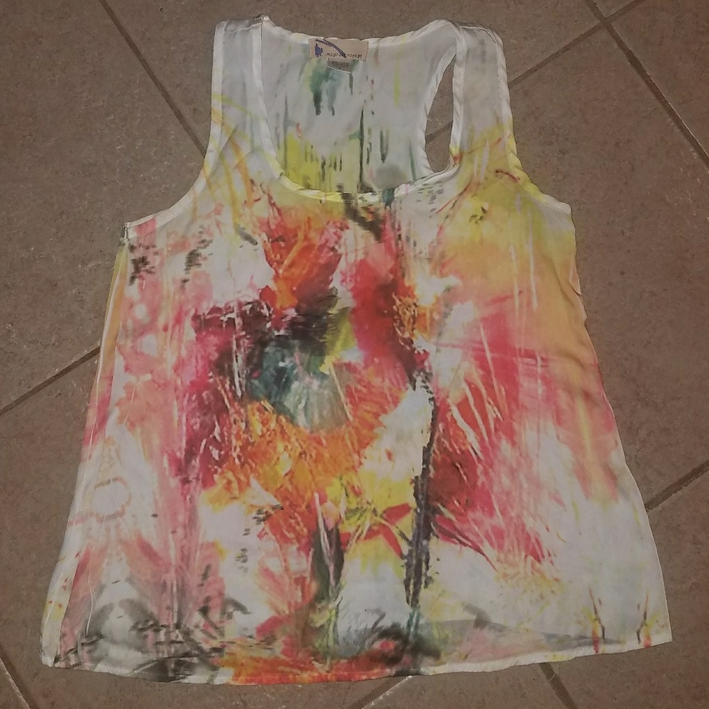 Sleeveless, flowy top size Medium