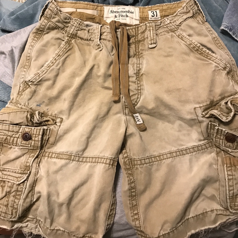 Old School A&F Cargo Shorts!
