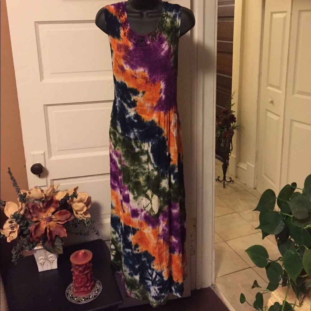 Large size tie-dye maxi dress lace up back