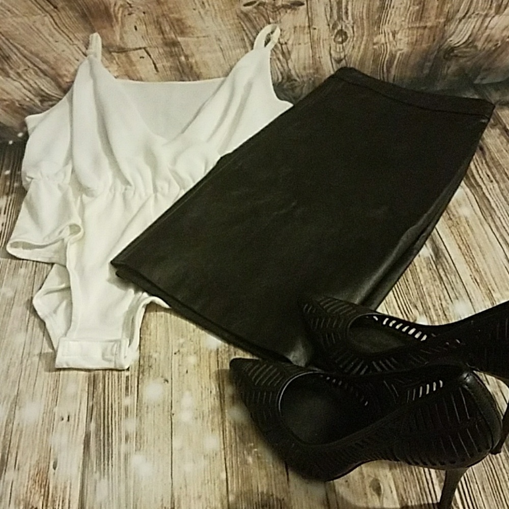 Leather H&M skirt. Size 10. One day sale*