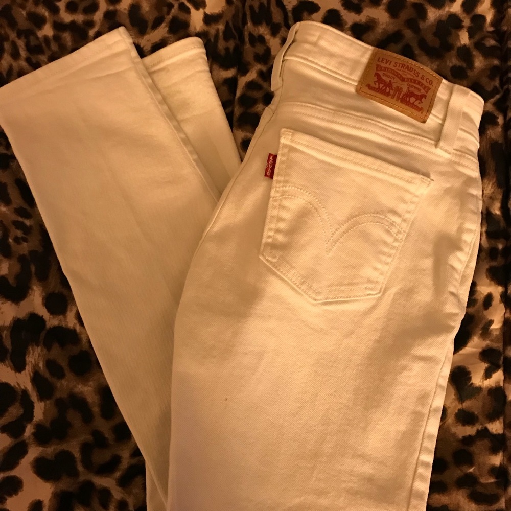Levi skinny/cropped jeans