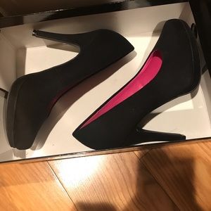 Black suede heels!