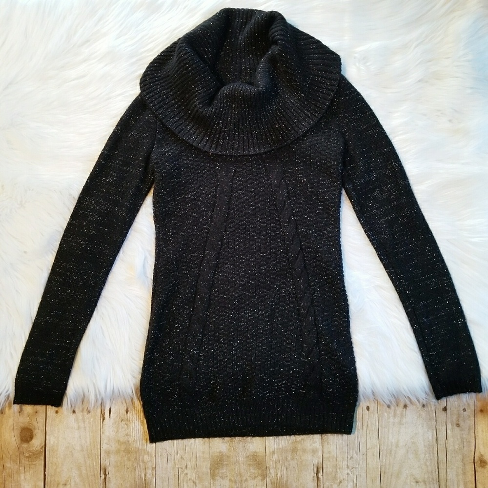 Guess turtleneck in black