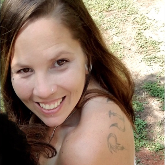 Meet your Posher, Randi - Picture 1 of 1