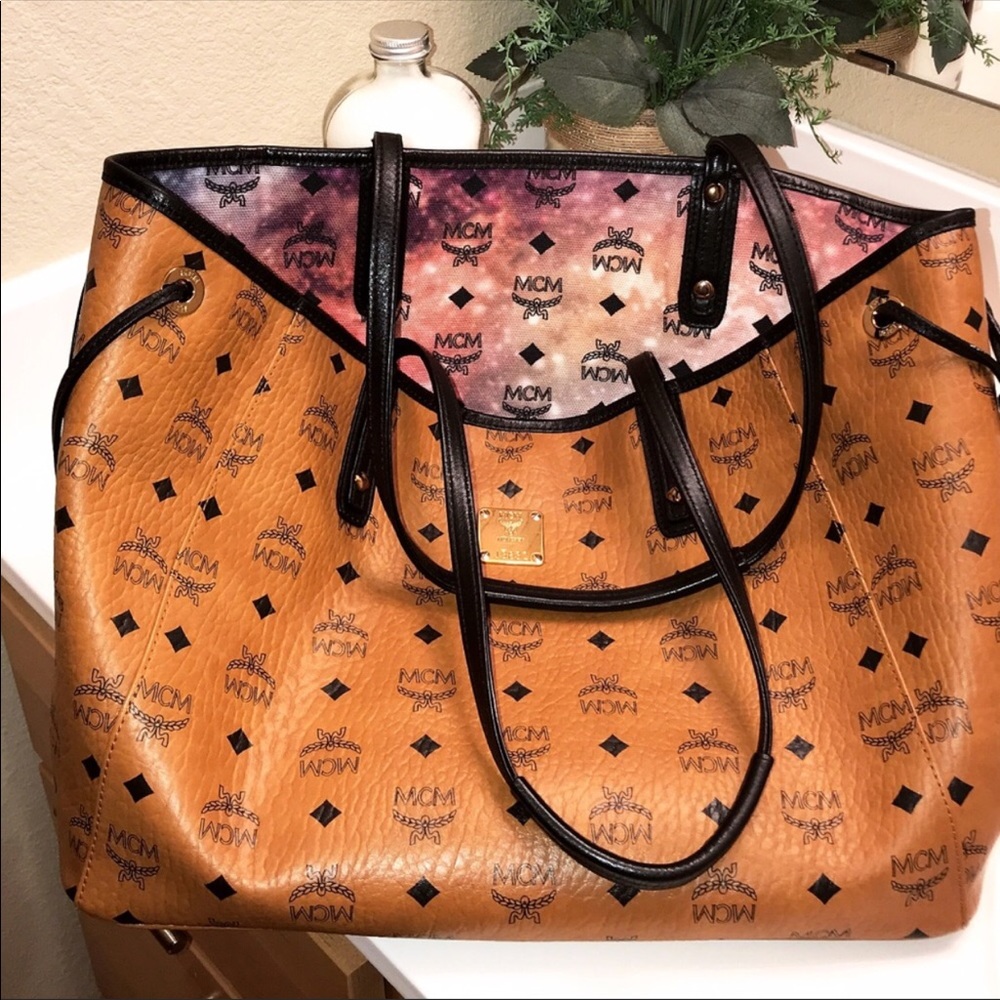 Sold‼️Tradesy-MCM Visetos Reversible Tote