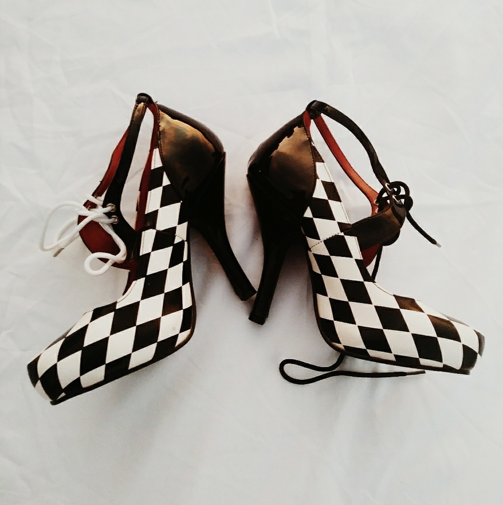 HIGH QUALITY COSTUME HEELS Clown/Harley Quinn