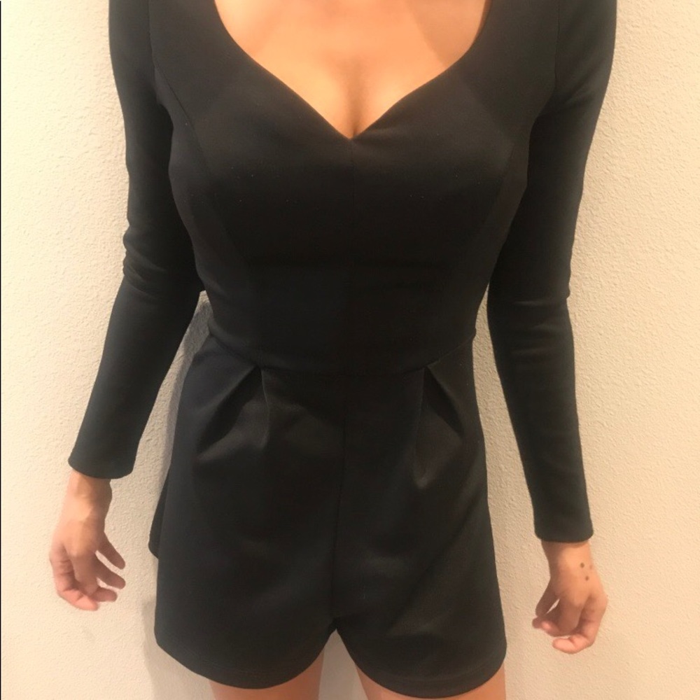 Black Long sleeve V neck romper