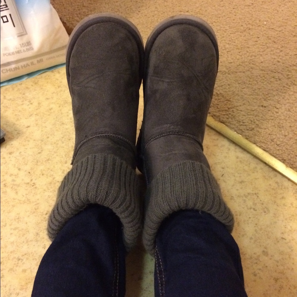 ❤️3 for $10❤️knit slipper boots